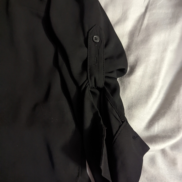 Black rayon button up - Picture 4 of 6